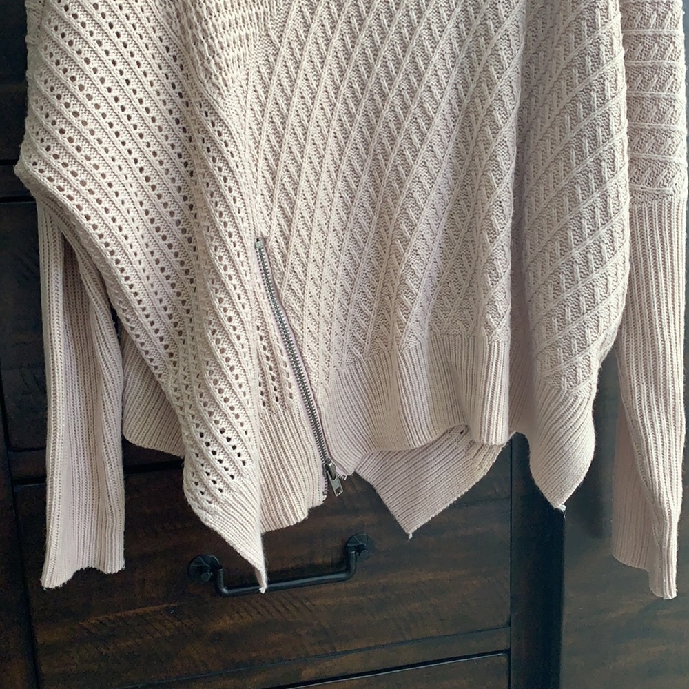 Knit sweater - Picture 4 of 5